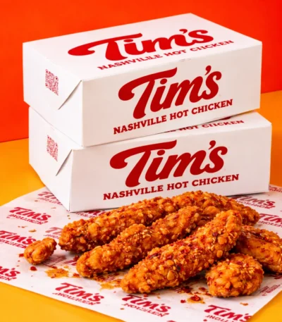 Custom printed fast-top chicken box with chicken tenders – custom printed packaging by Texas Food Pack